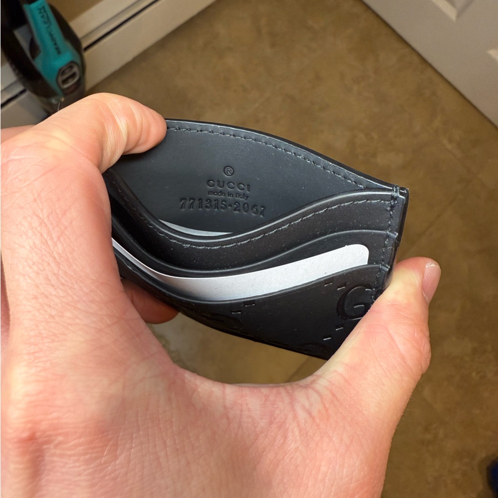 Gucci Rubber Effect Card Holder - Picture 3 of 8